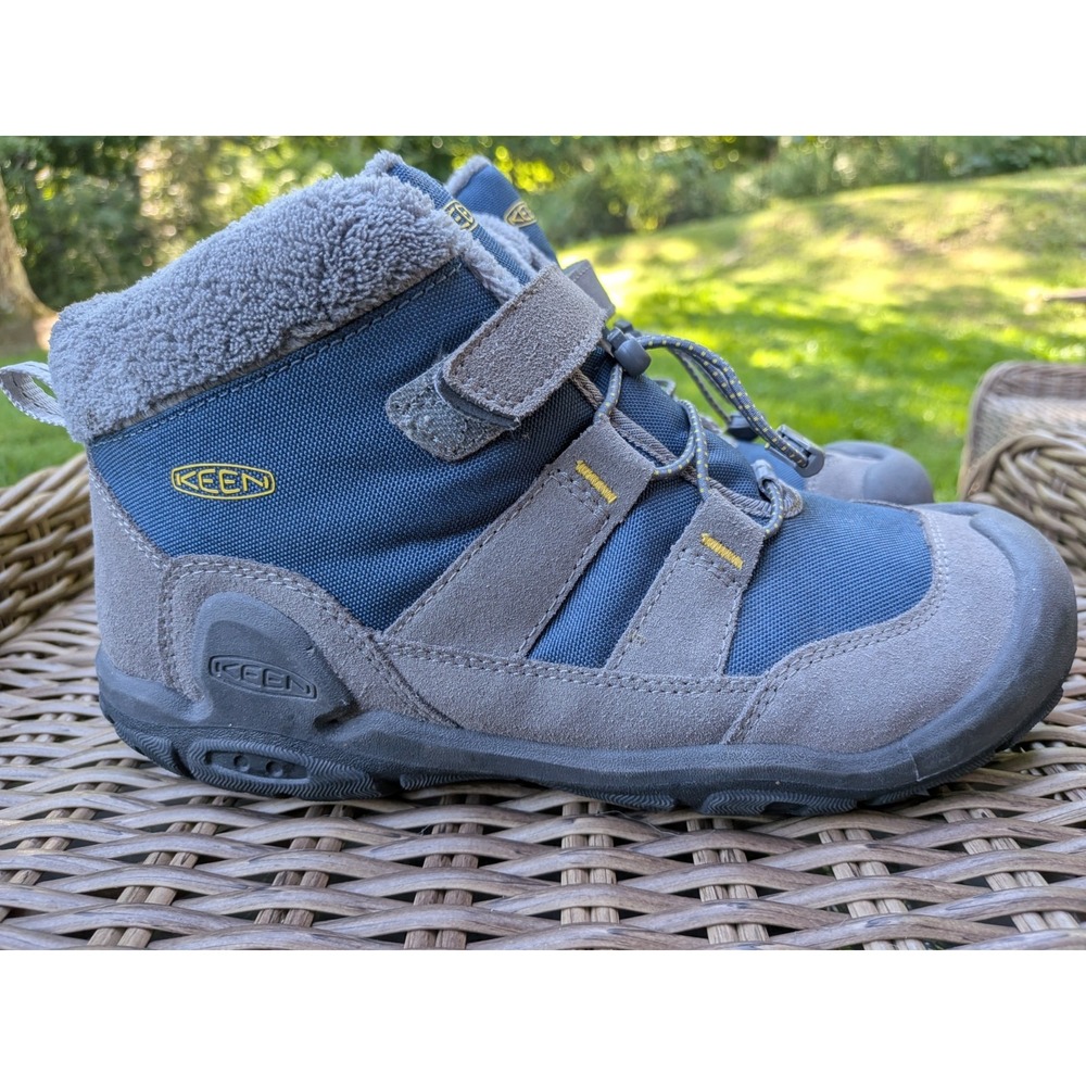 Keen Boots Youth 6 Women 8 Gray Blue Knotch Chukka Fleece Winter Hiking Boots